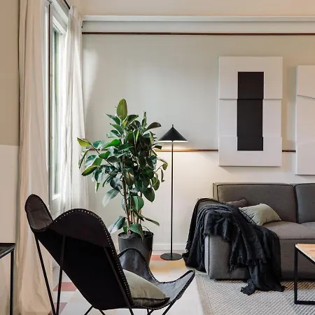Andy - 2 Bedrooms And Office And Balcony In Eixample Dreta Barcelona