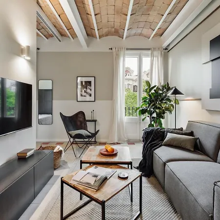Andy - 2 Bedrooms And Office And Balcony In Eixample Dreta