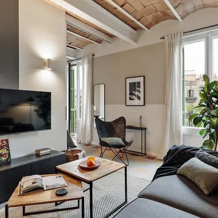 Andy - 2 Bedrooms And Office And Balcony In Eixample Dreta *